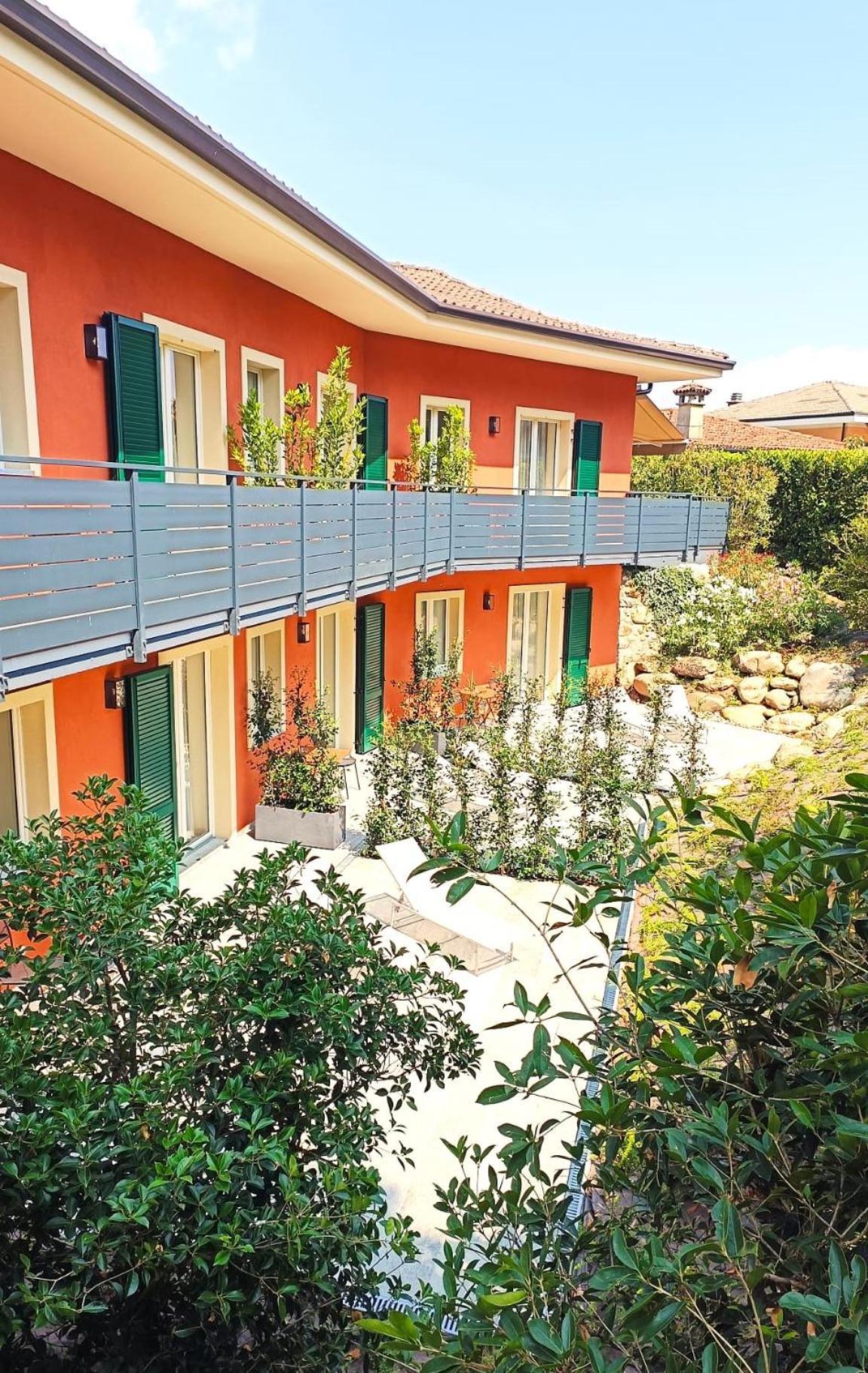 קנוביו Hotel Villa Cuserina מראה חיצוני תמונה